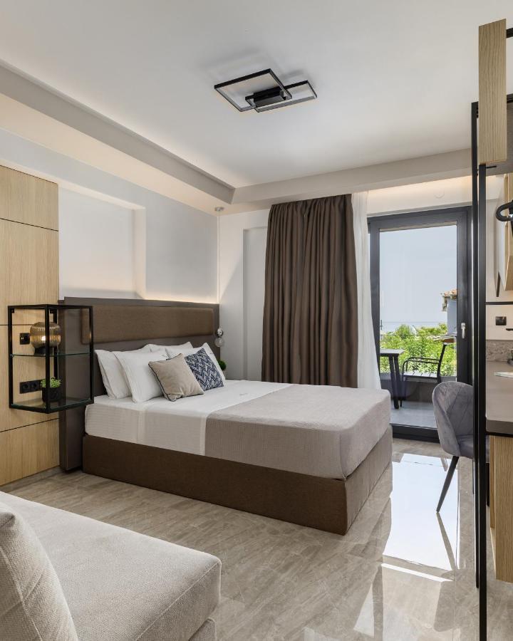 Costa De Luxe Suites Leptokarya  Bagian luar foto