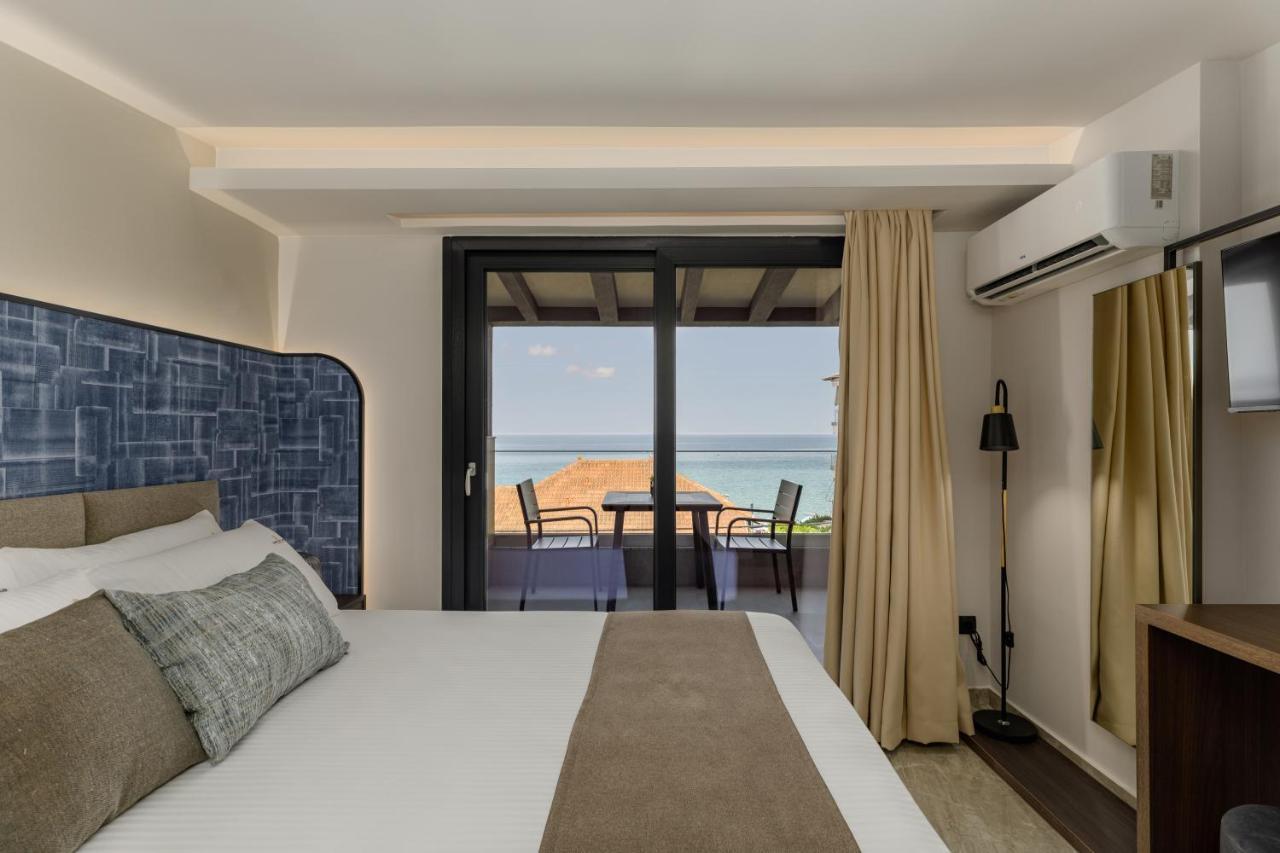 Costa De Luxe Suites Leptokarya  Bagian luar foto