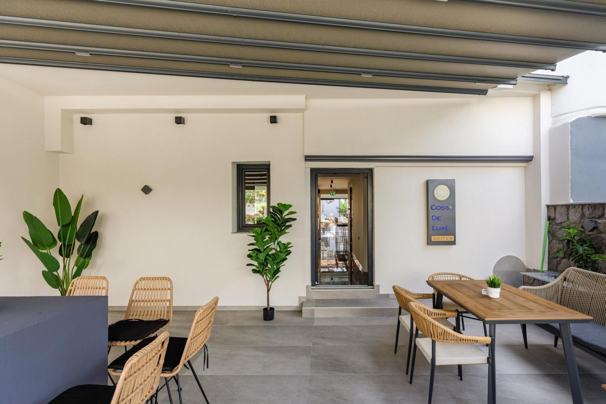 Costa De Luxe Suites Leptokarya  Bagian luar foto